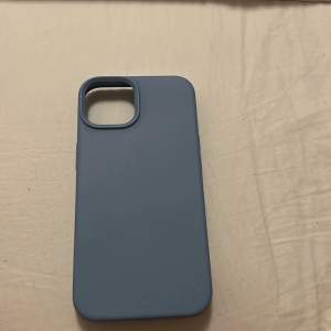 Säljer iPhone 14 skal med blå färg