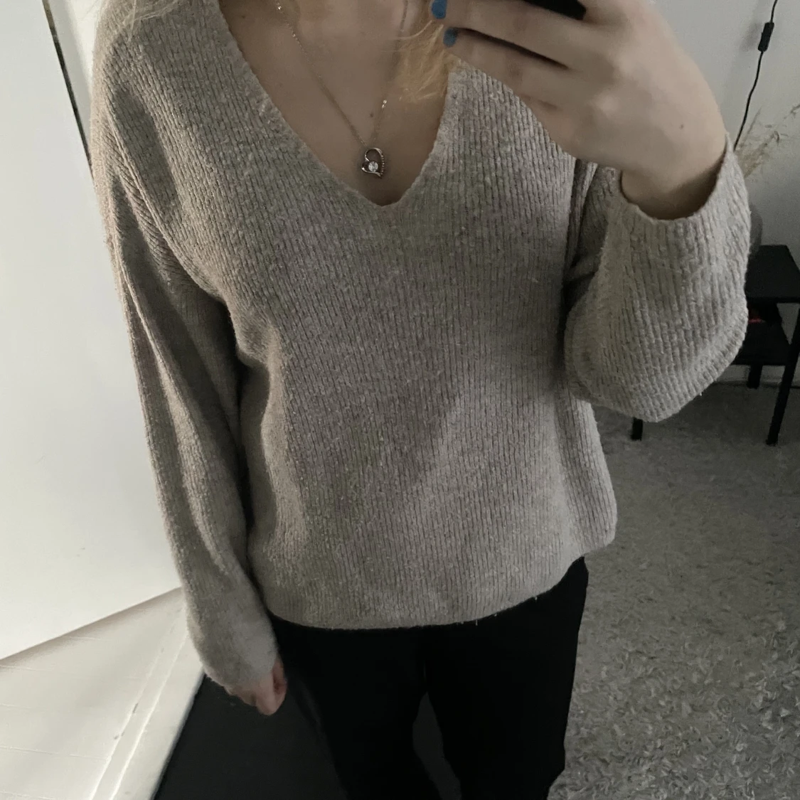 Beige stickad tröja