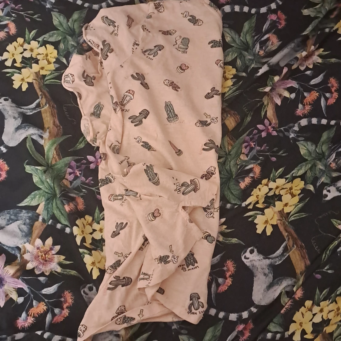 Ljus rosa/beige T-shirt  - 90