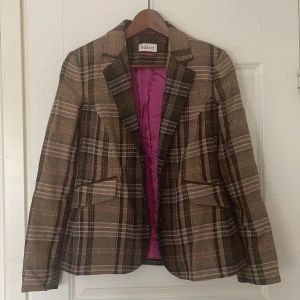 Kavaj Park Lane - Aldrig använd. 