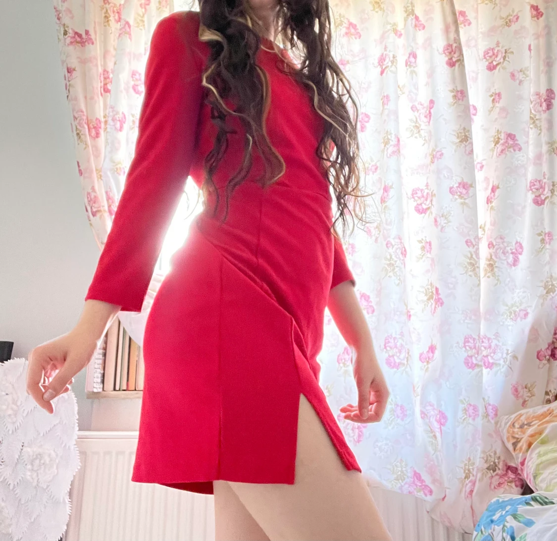 Red dress/ röd klänning 