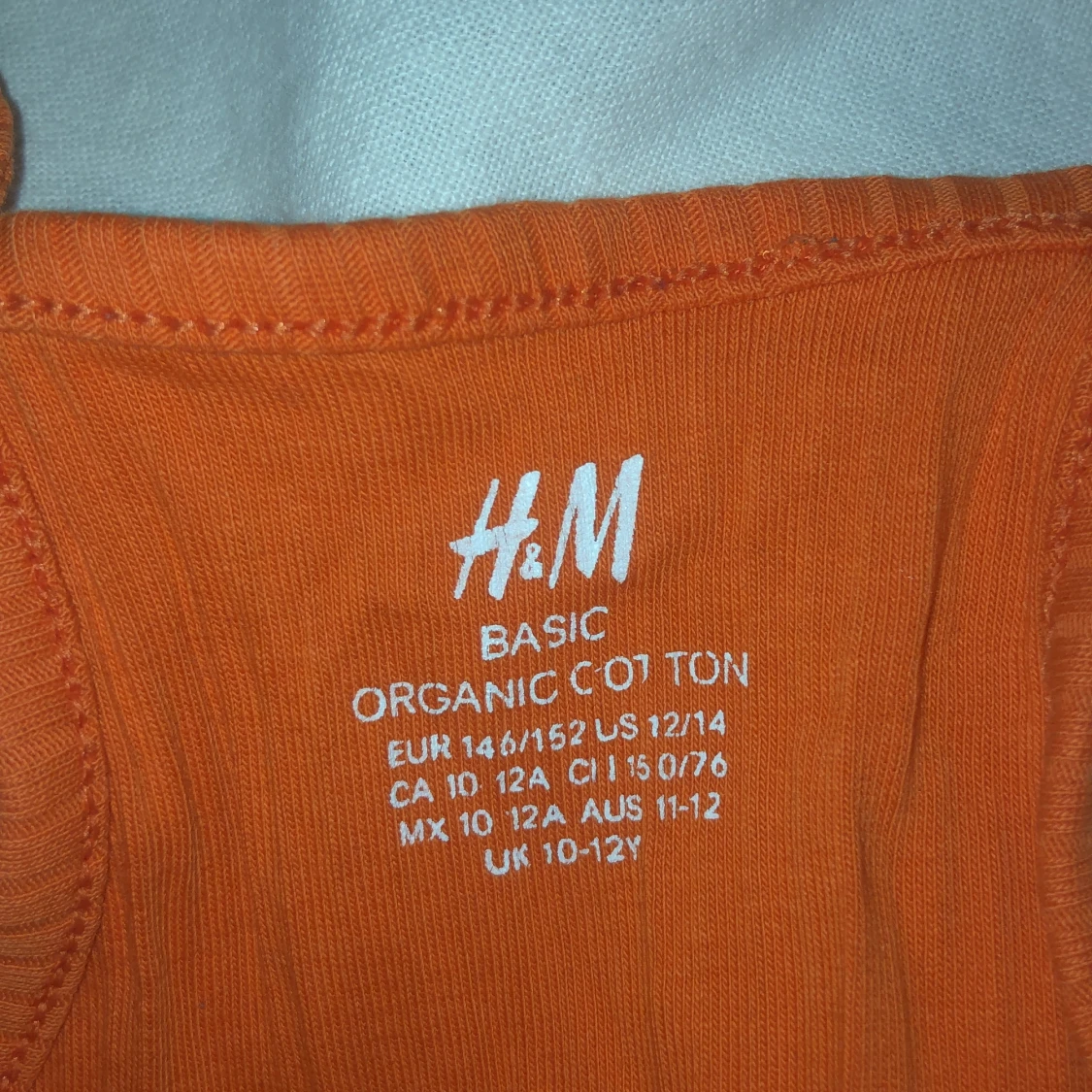 En Orange tröja - 91