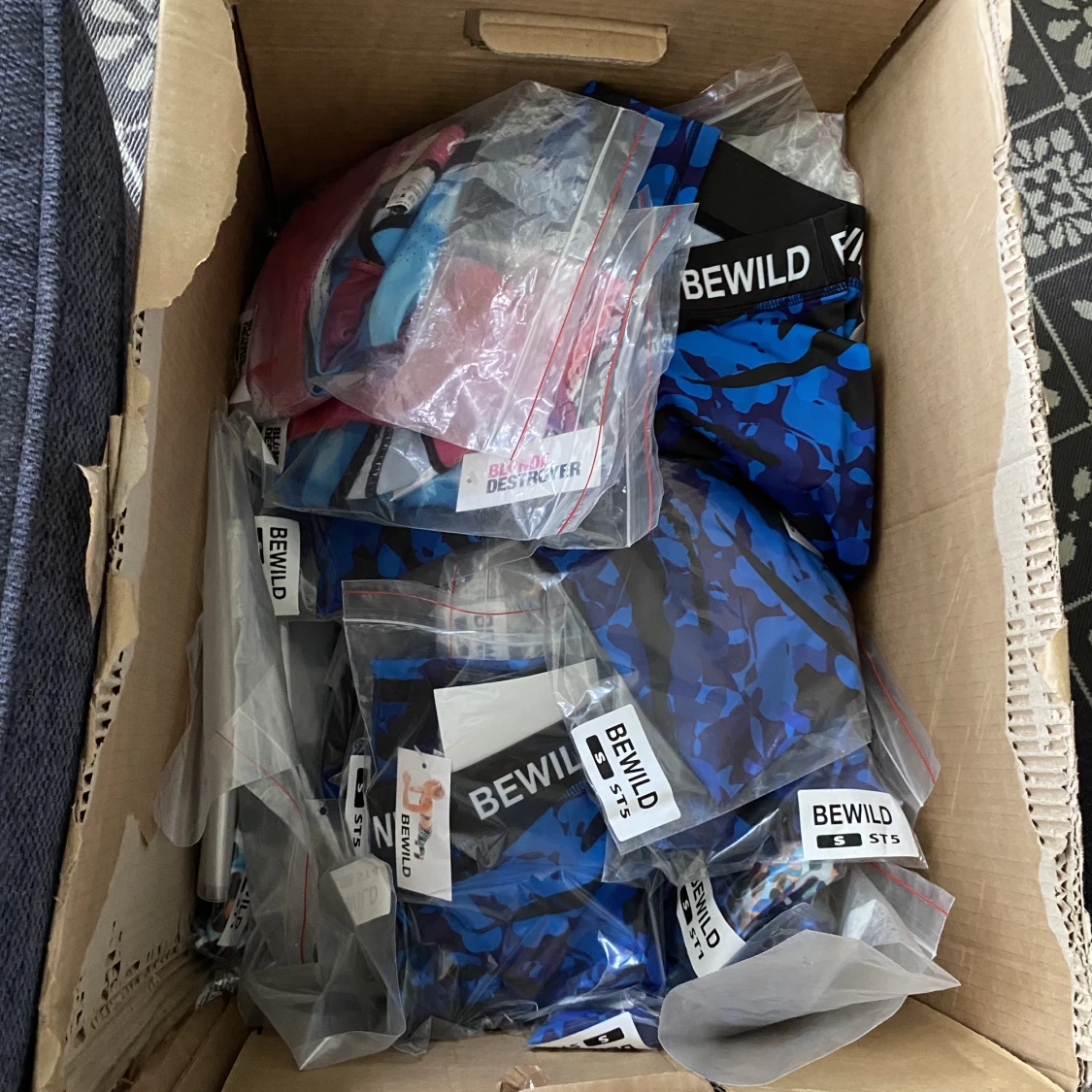 NYA TRÄNINGSKLÄDER  - 91