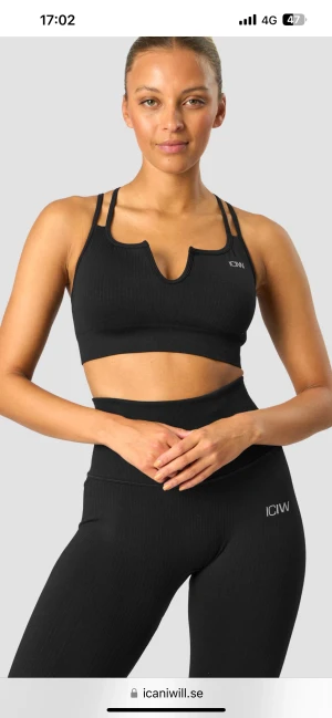 Icaniwill Sporttopp  - Sporttopp från ICIW, stl S!  Endast provad