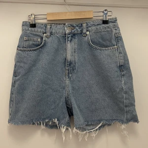 Shorts - Så snygga shorts från NA-KD!