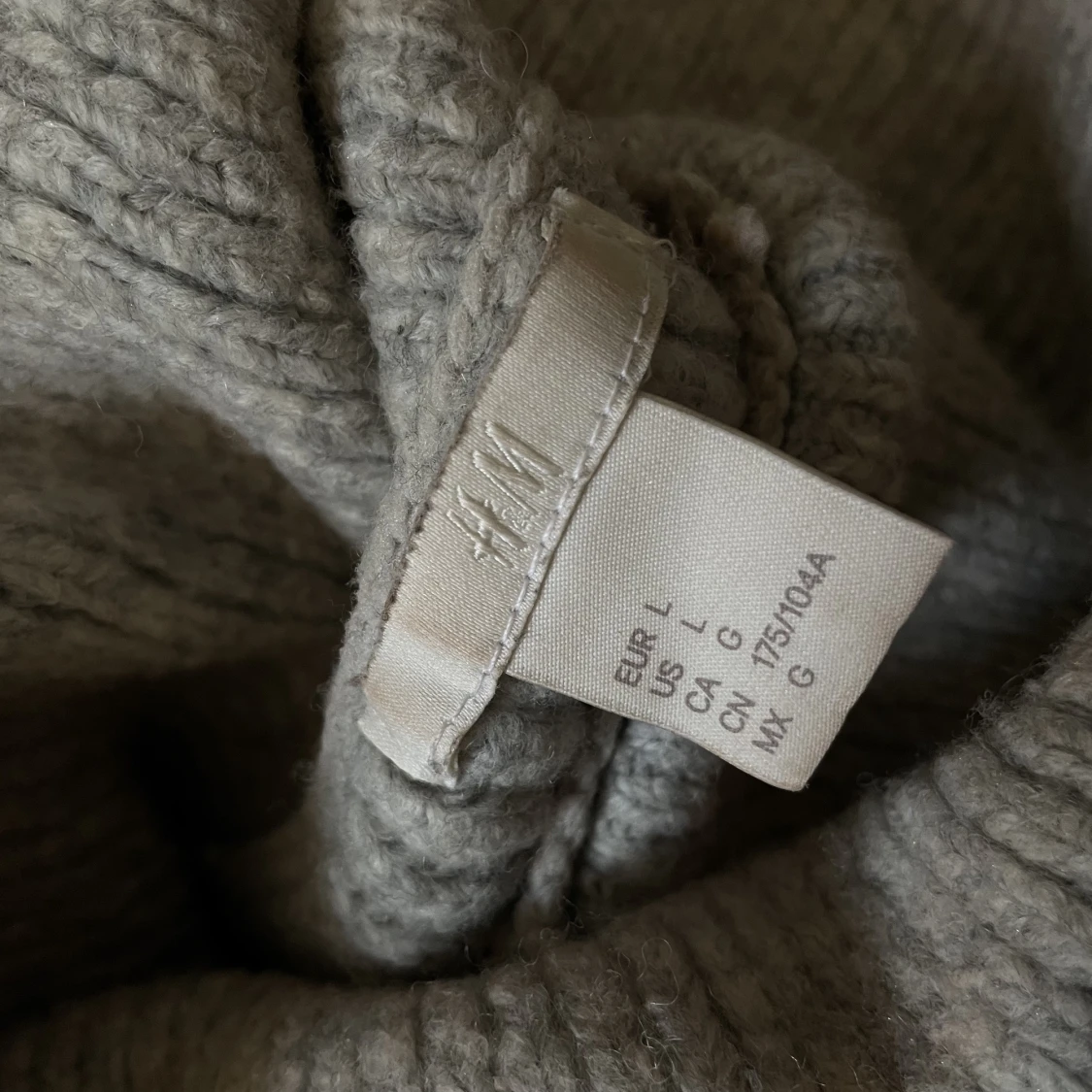 Stickad tröja m krage - 90