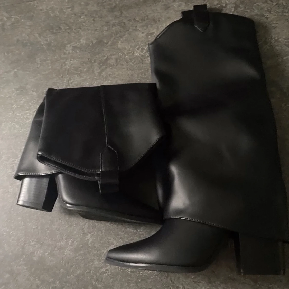 Höga Boots med Vikt Kant - 90