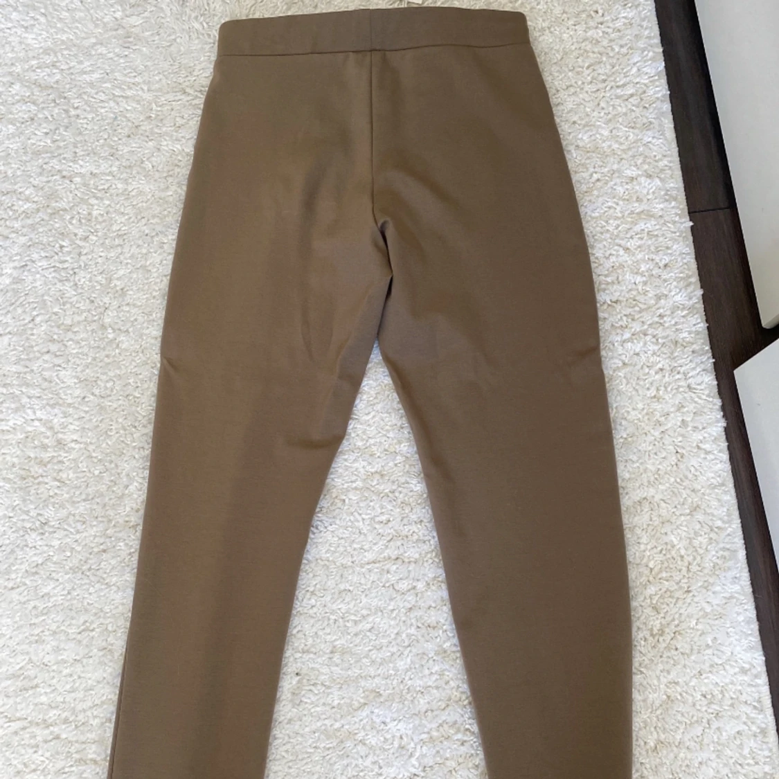 Helt nya kostymbyxor från Indiska - 90