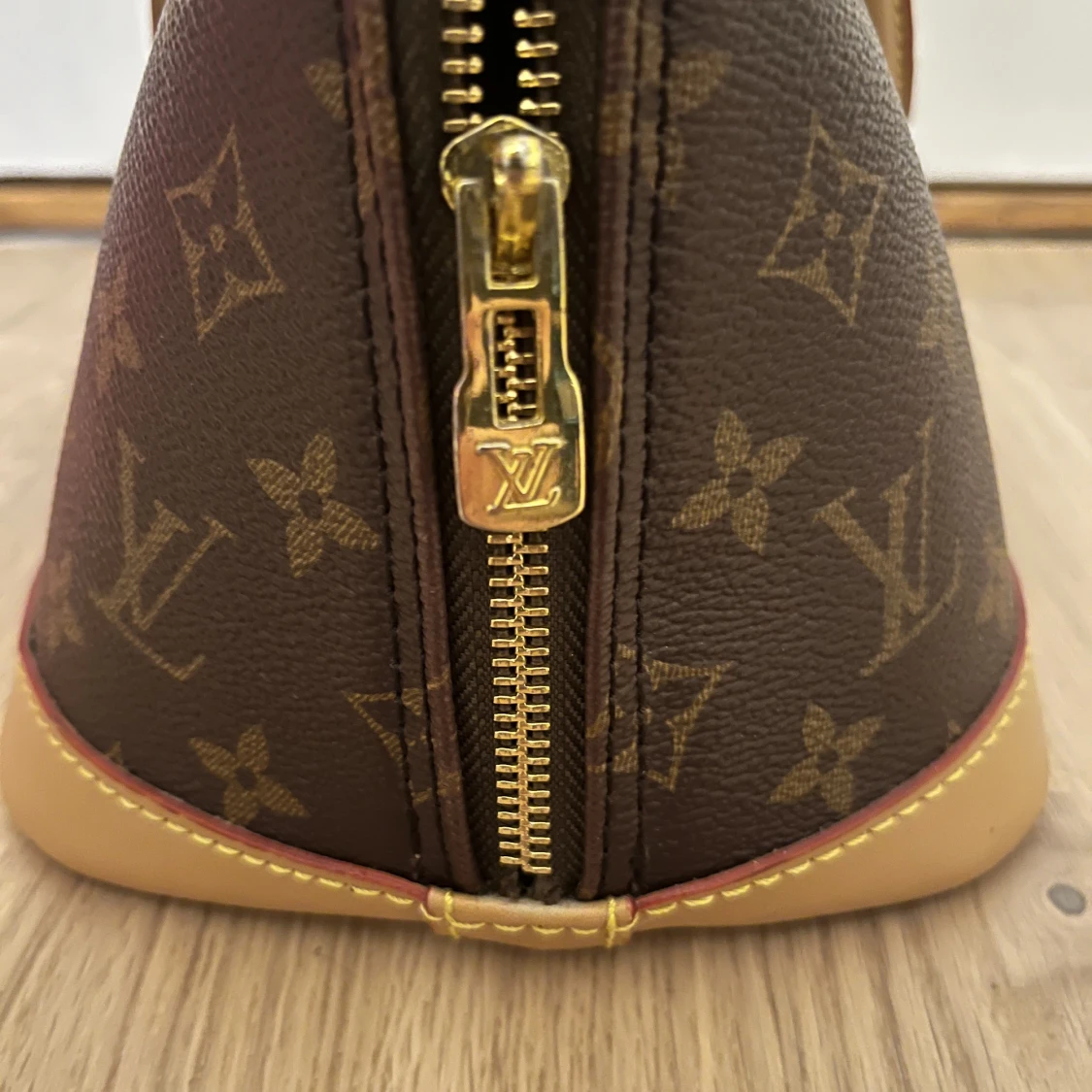 Louis Vuitton väska - 91