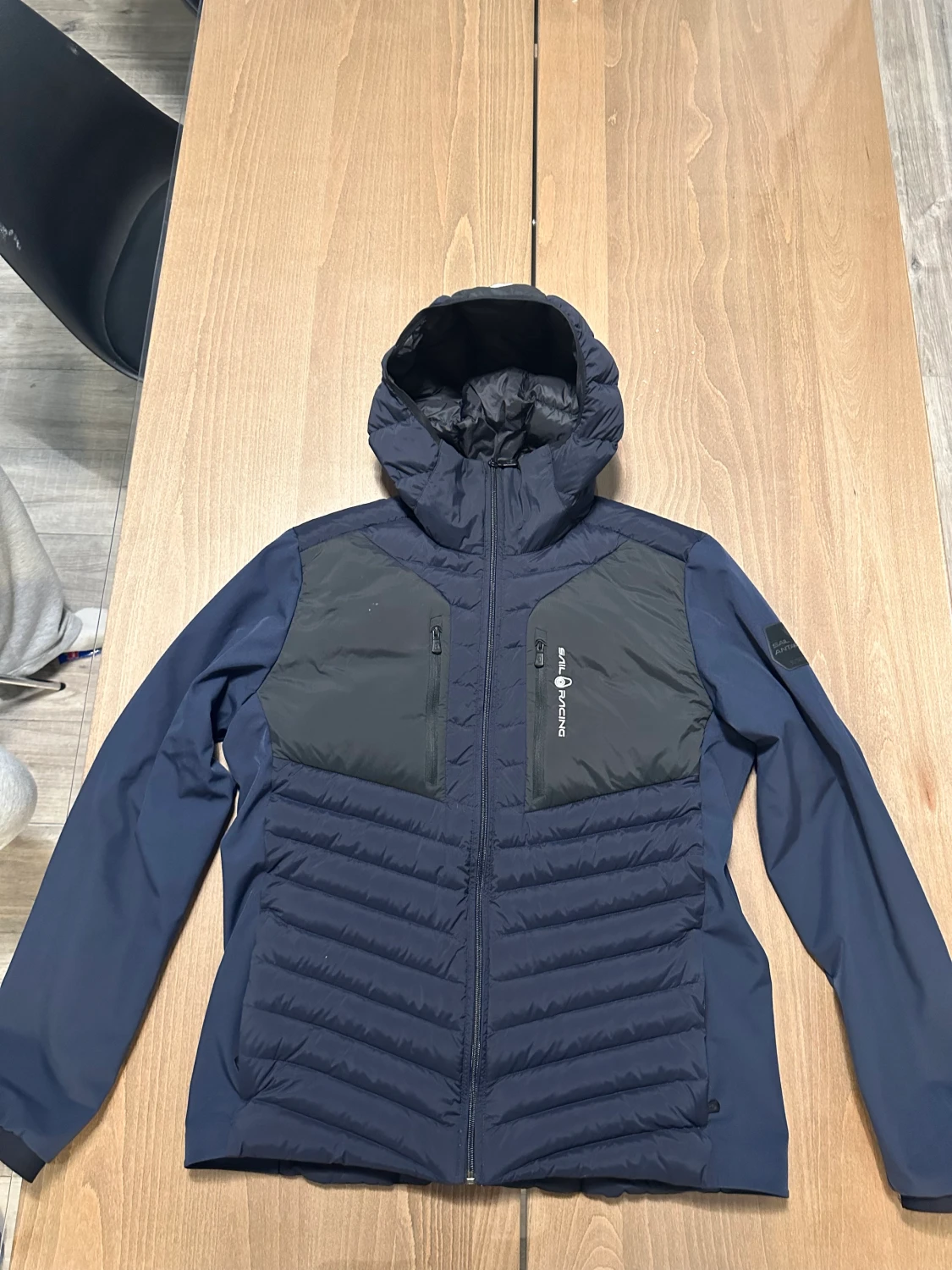 Sail Racing hybrid patrol - 90