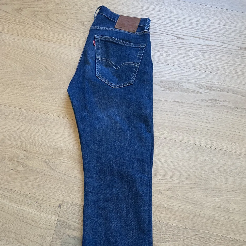 Levis 501 som inte kommer till användning,  stl 31/32. Jeans & Byxor.