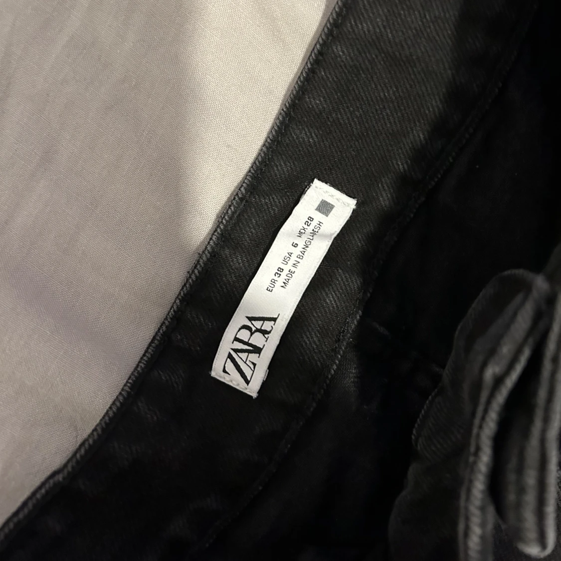 Svarta Zara Jeans  - 90