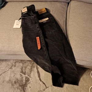 Pull & bear byxor  - Helt nya m i herr