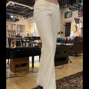 Linnebyxor Mariana pants - Köpta från plick och helt oanvända men var förstora för mig så säljer vidare💕bra skick 