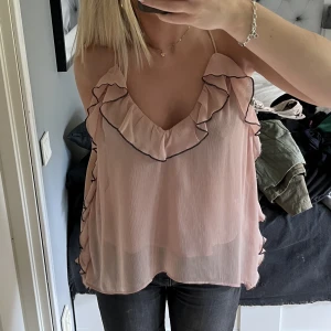 Topp - Jättefin blus från ZARA