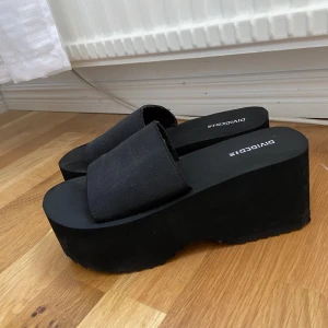 Platå sandaler - Supersnygga! 