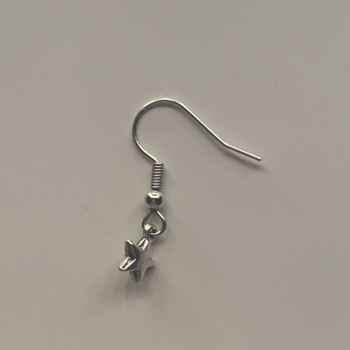 Silver stjärna örhängen💕 - 90