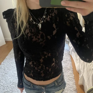 Svart topp - Så snygg topp från lindex!!🖤🖤