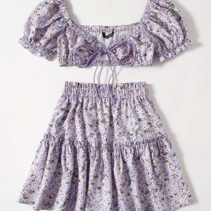 Somrigt set - Jättefint set till sommaren i storlek S, använt en gång förra året på midsommar