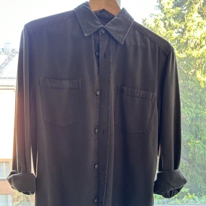 Morris overshirt - Morris Bendell Overshirt i storlek S. Den är i nyskick 🤍 Nypris: 1899kr