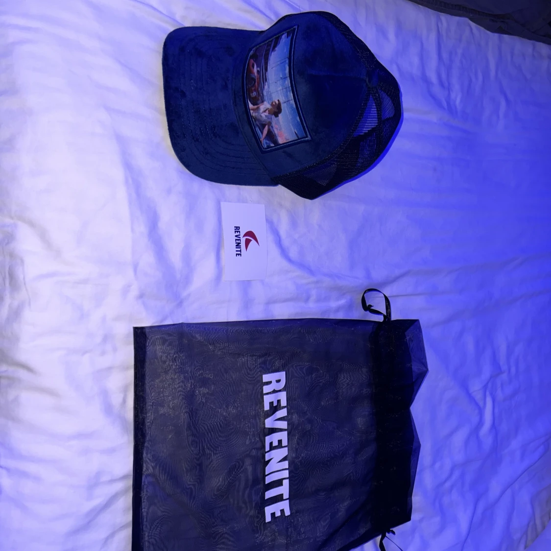 Revenite deep blue velvet cap