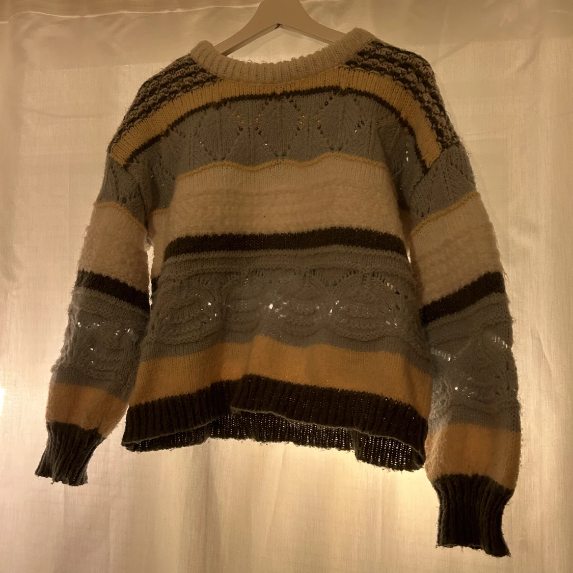 Stickad tröja  - 91