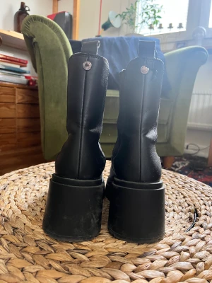 Steve Madden boots - Fint skick! Använd ett par gånger.