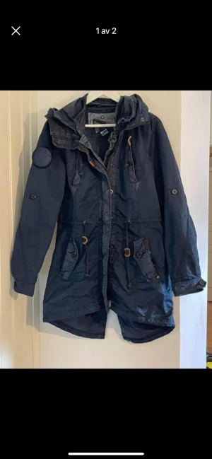 Jacka  - Jacka parkas stentvättade khojo dyr i inköp. storlek medium. 