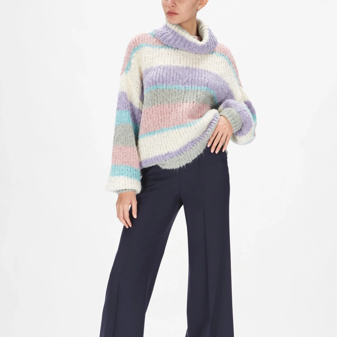 Stickad tröja med polokrage från Gestuz - 90