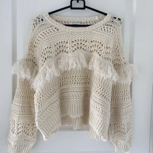 Mysig höst stickad tröja - Jätte fin och mysig tröja från only. Aldrig använd💕 Köpt för +350kr.