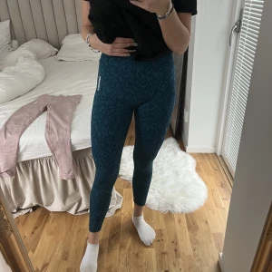 Gymshark tights  - Bra skicka Storlek s