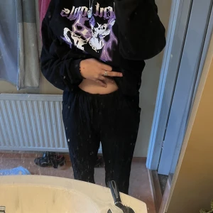 Svarta linnebyxor - Svarta linnebyxor ifrån shein men som är väldigt bra kvalite på! Storlek S