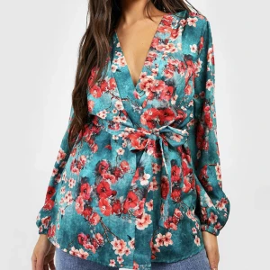 Omlottblus - Oanvänd blommig omlottblus! Jättefin till sommaren