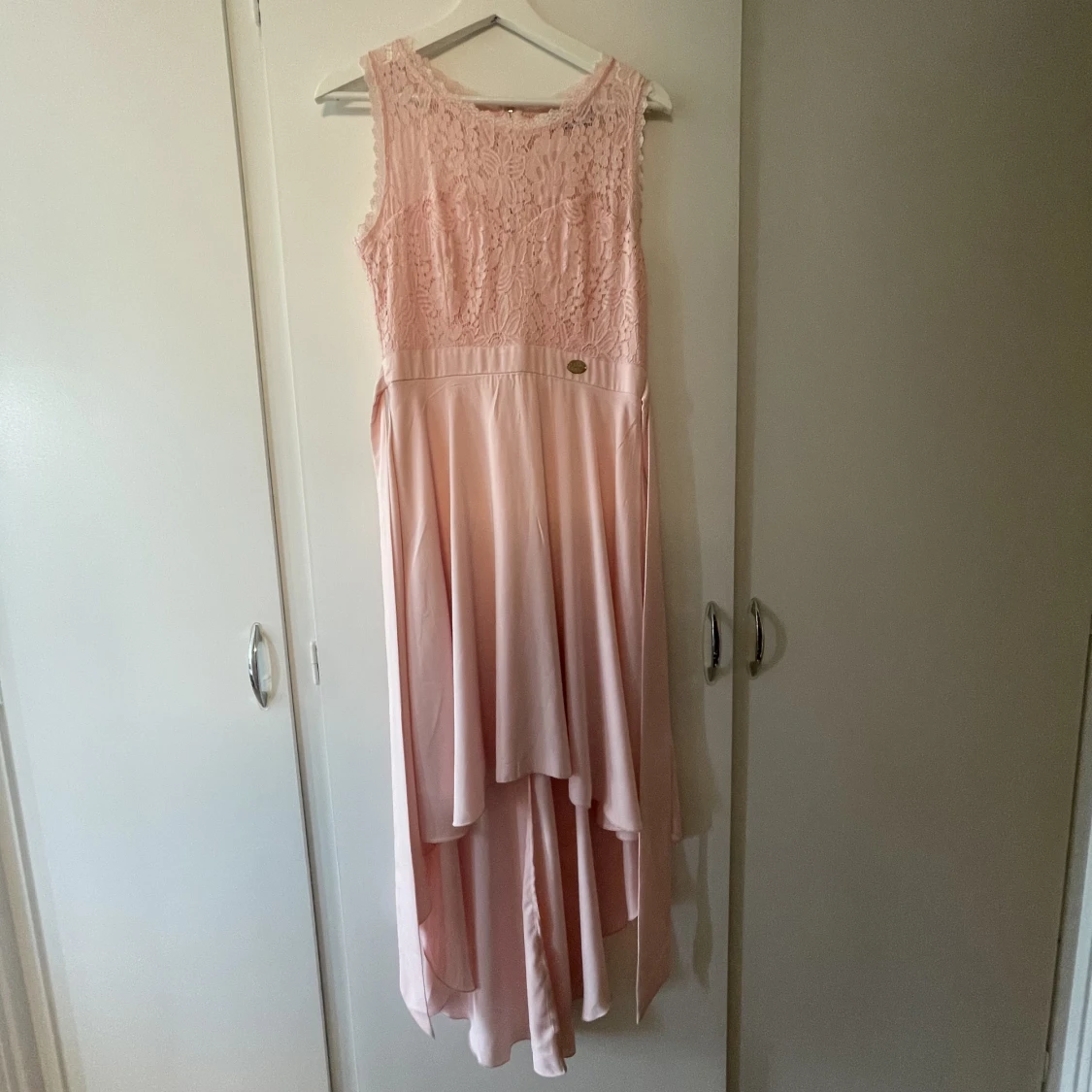 Vacker rosa klänning - 91