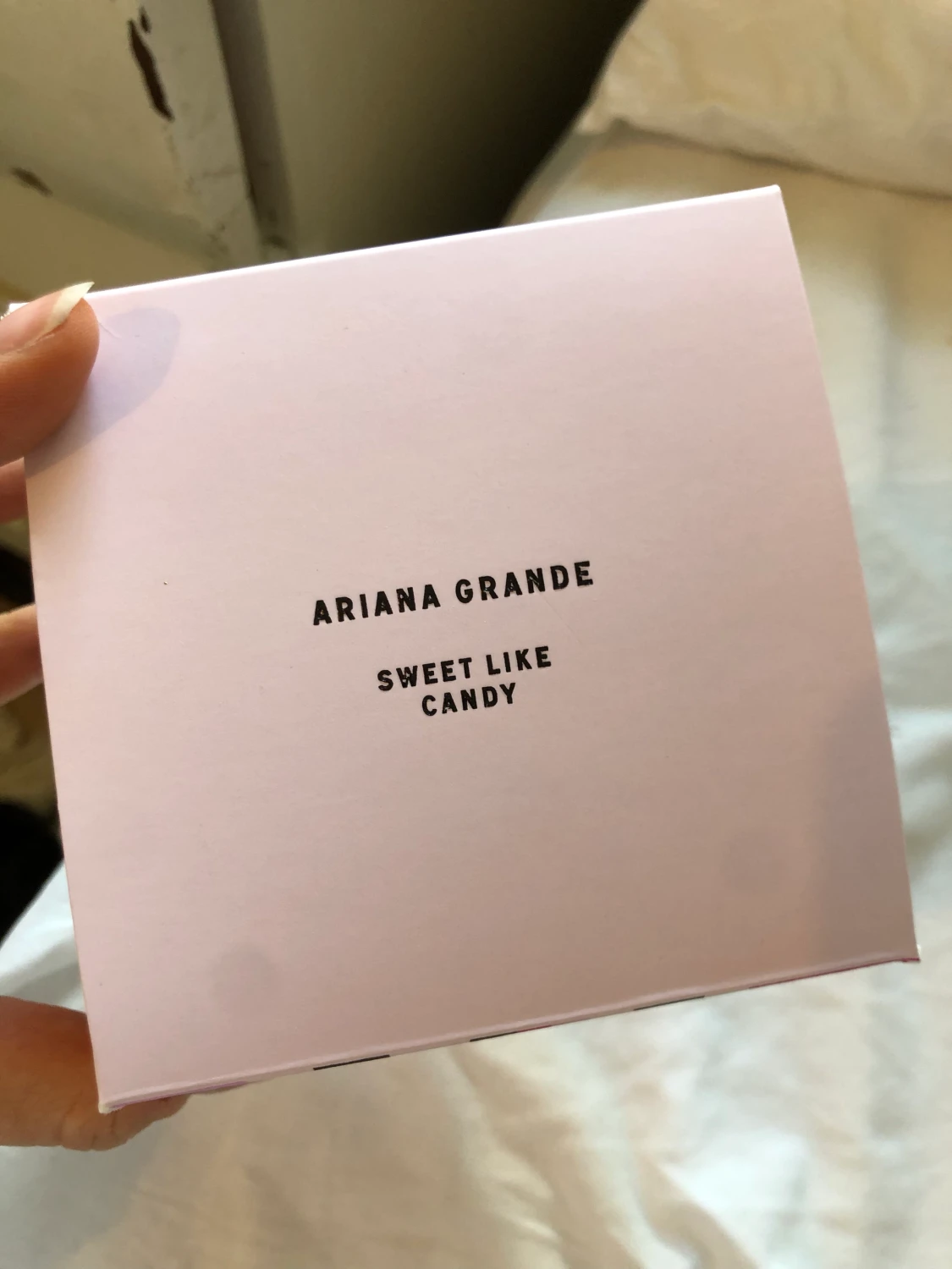 Parfym Ariana Grande  - 91