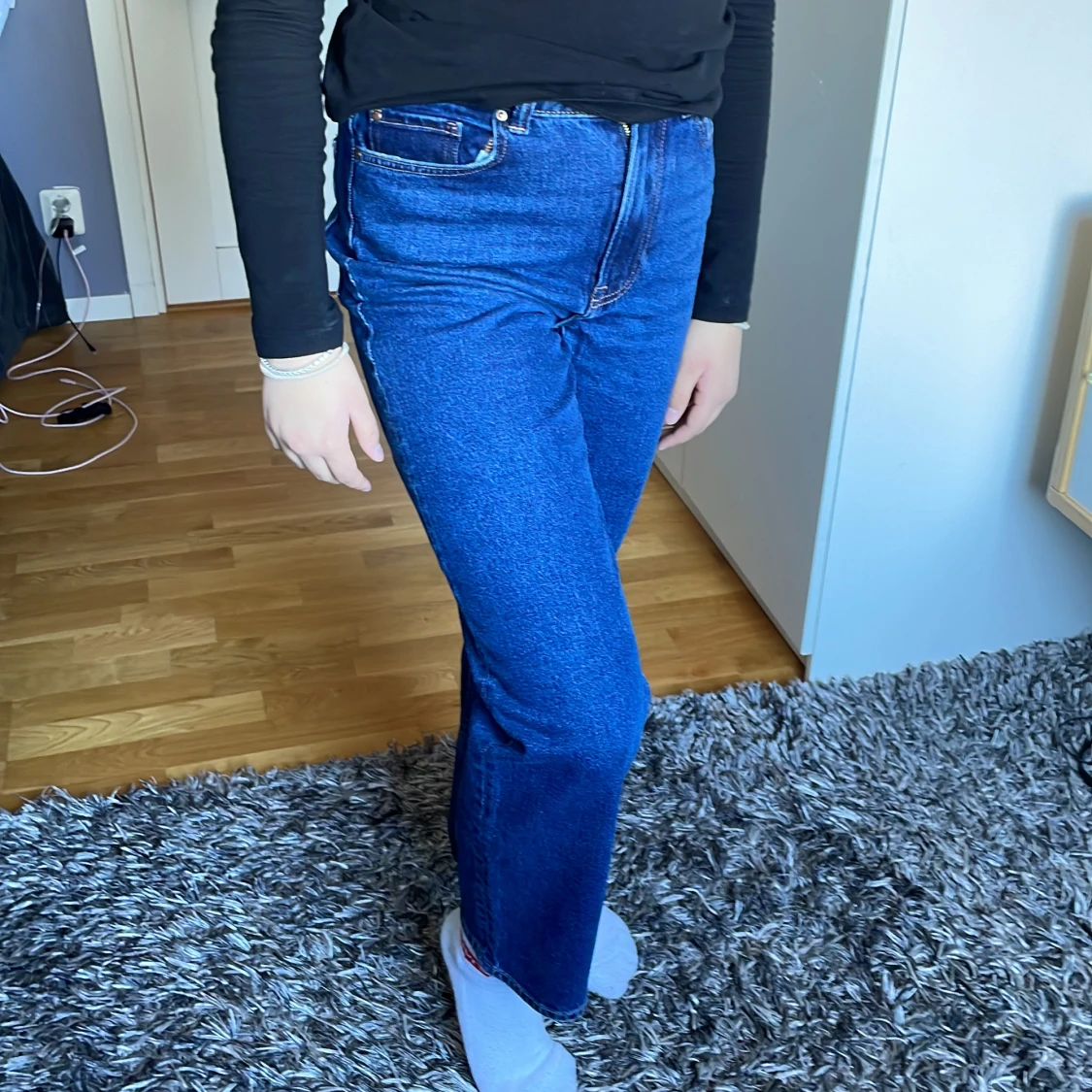Högmidjade pösiga jeans - 90
