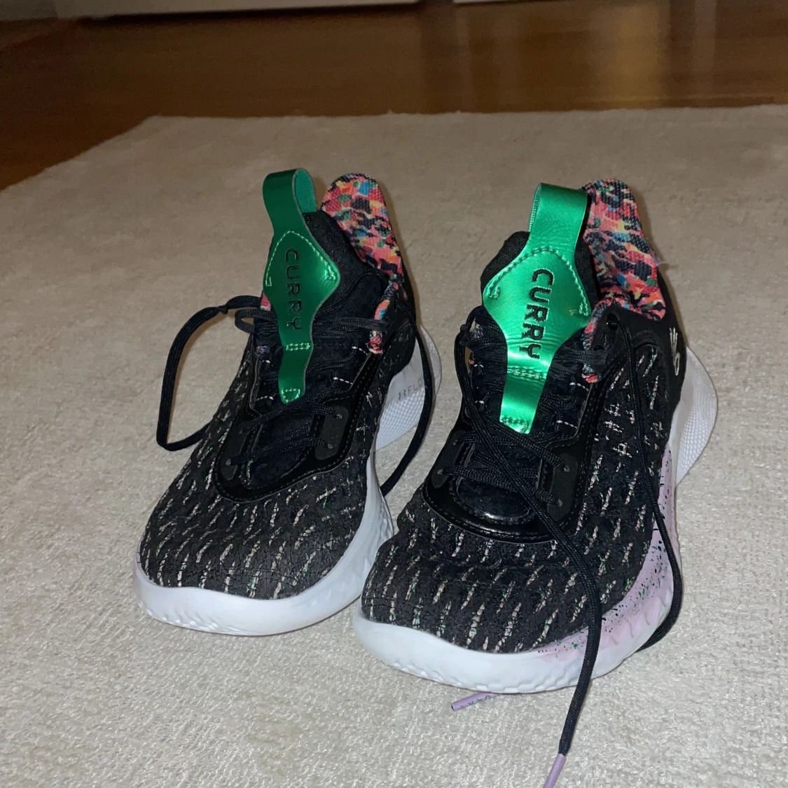 Curry 9 basketskor  - 90