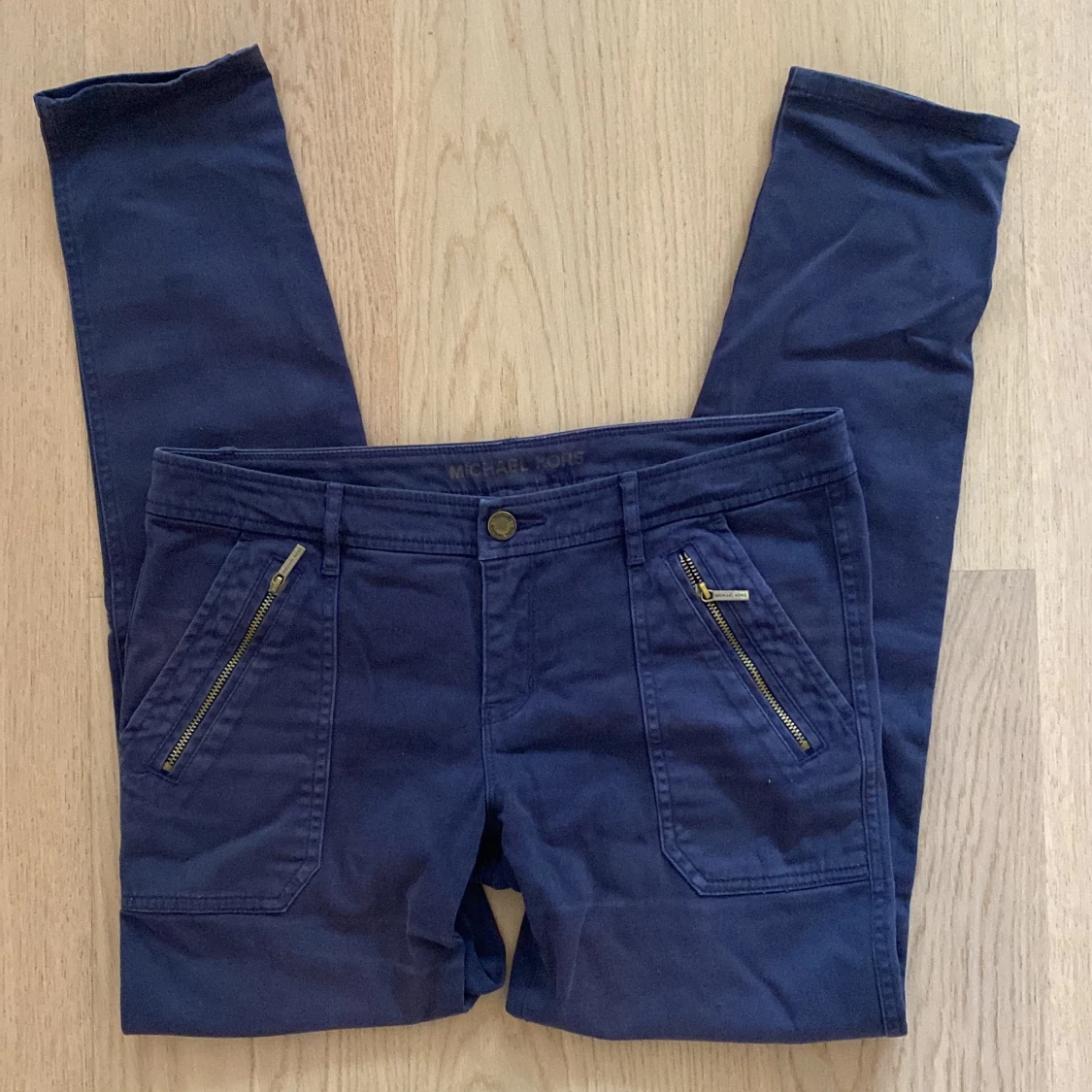 Blå Michael Kors byxor