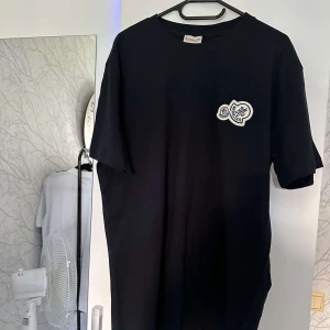 Moncl tshirt  - Moncl tshirt