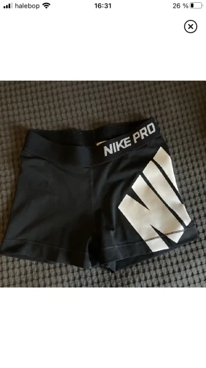 Nike PRO tränings shorts  - Nike PRO tränings shorts strl xs