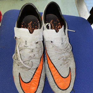 Hypervenom - Använda fåtal gånger, väldigt bra skick. 