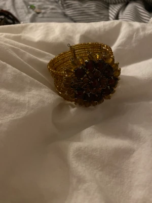 Armband  - Jätte fint armband!💗