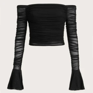 topp - sälja den här oanvänd tröja eftersom det är inte min stil längre ❤️,sälja för 100+ frakt .tryck inte på köp nu