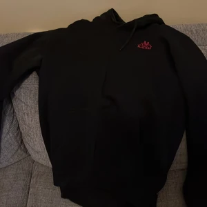 Kappa hoodie - Kappa hoodie, 9/10 knappt använd