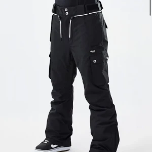 Dope skidbyxor - Använda en helg med väldigt lite skidåkning pga för stora för mig.  Köptes för 1600, kom med bud