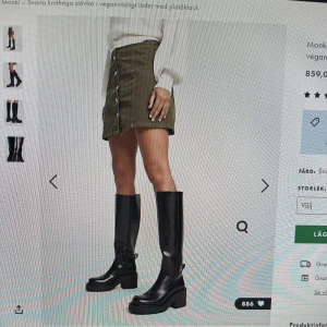 Boots - Så snygga platåboots, endast använda en gång så i superbra skick. Väldigt bekväma att gå i!!  Nypris var 859kr men säljer för 600. 🌟