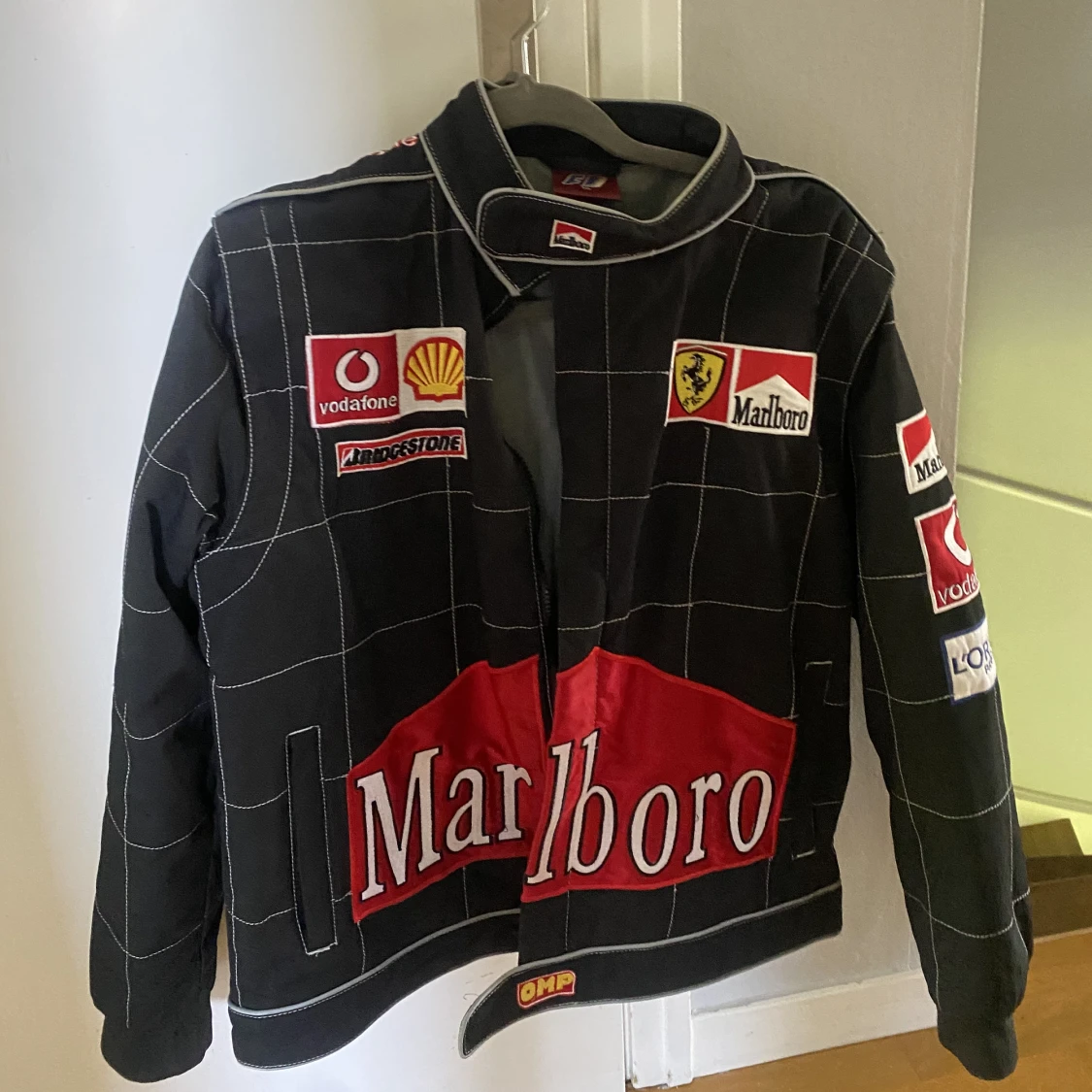 F1 jacka med patches  - 91