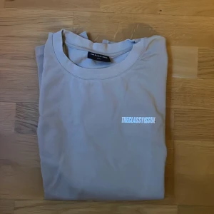 TCI tröja - Beige/brun The Classy Issue tröja, helt oanvänd!