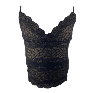 Spets linne vintage - Finns att köpa på jealoussecondhand.com