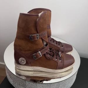 Boots/ Kängor  - Perfekt till vintern 